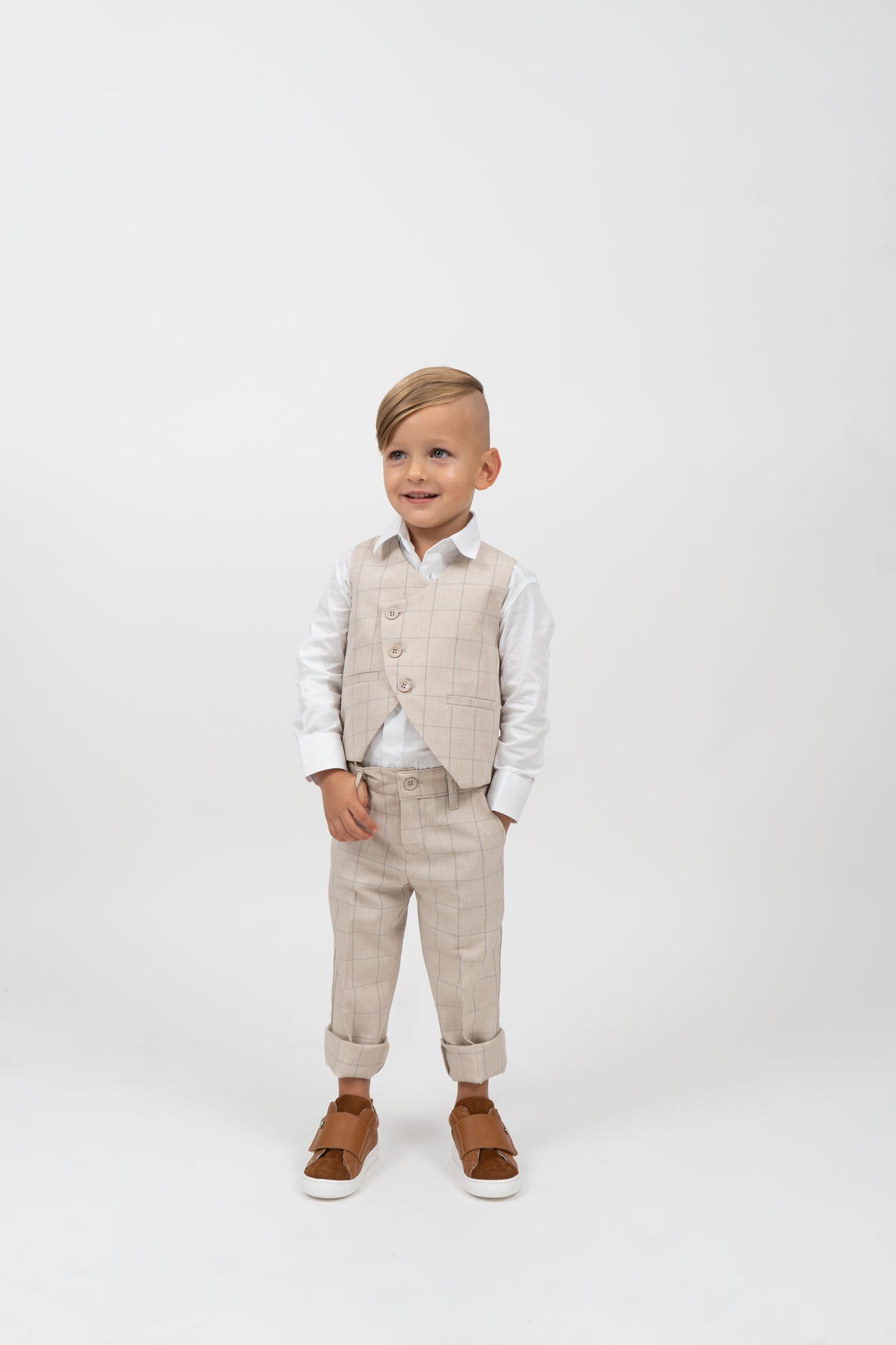 Boys' vest and trousers 3005 — detail