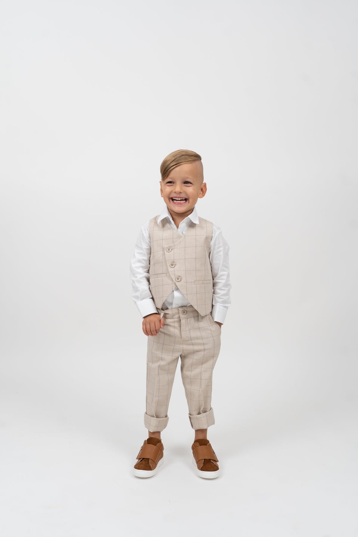 Boys' vest and trousers 3005 — detail