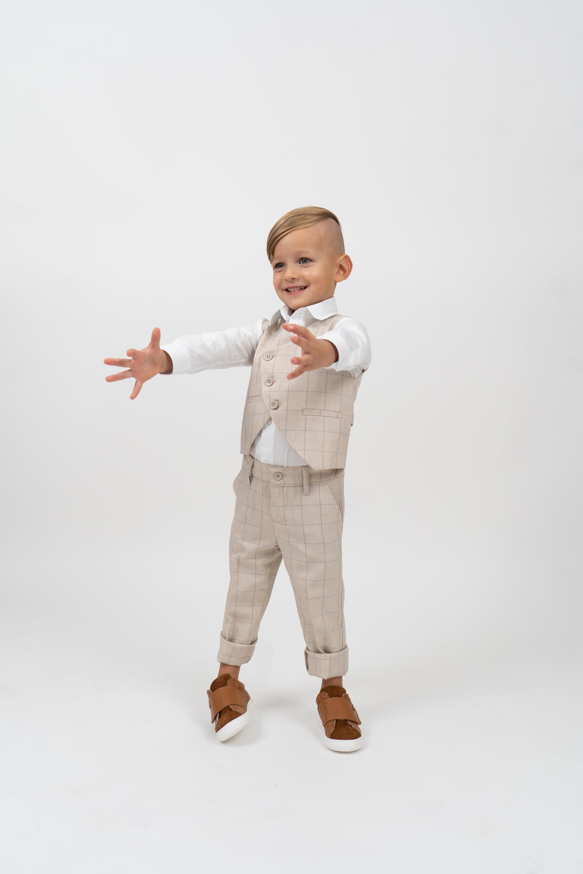Boys' vest and trousers 3005 — detail