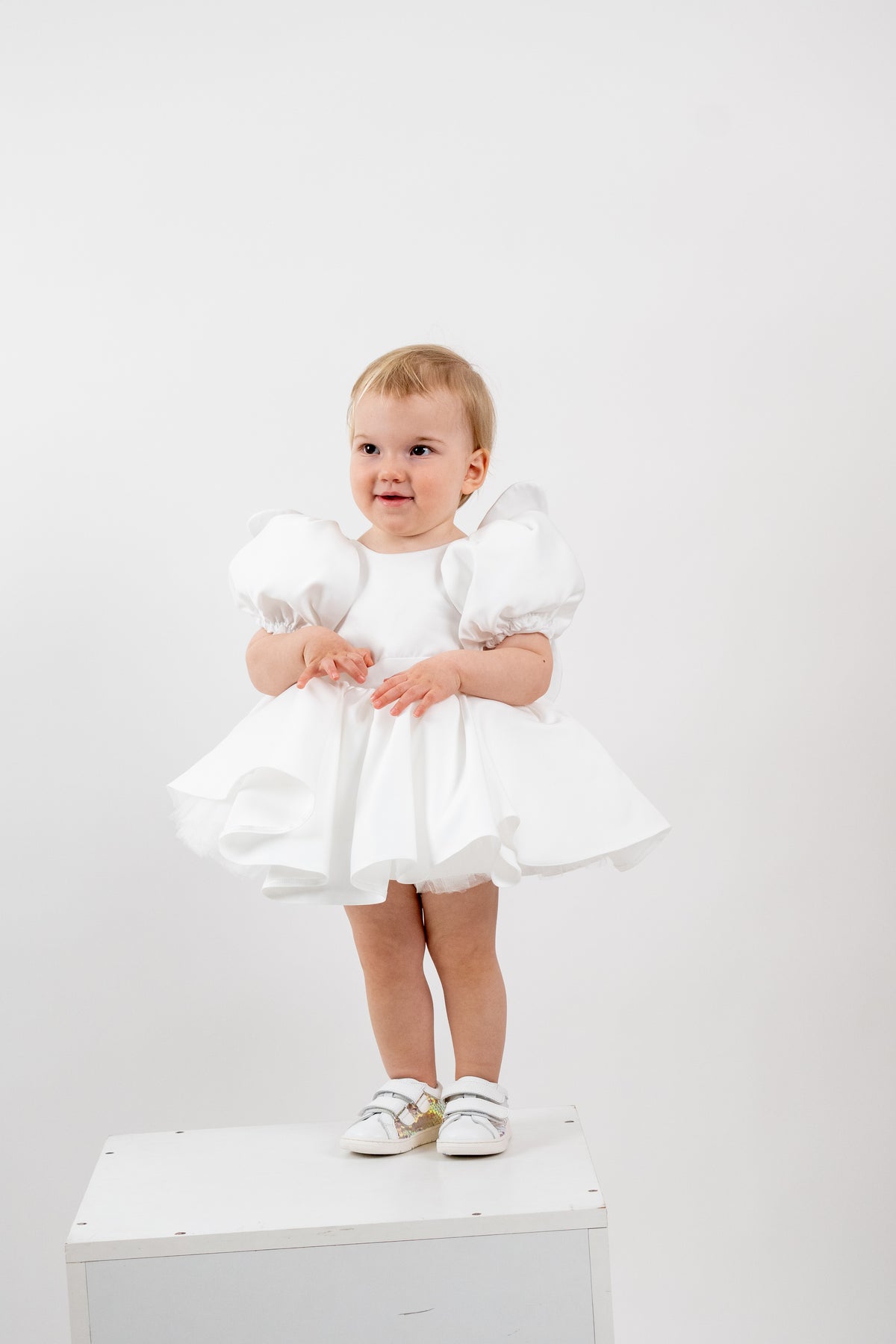 Exclusive Butterfly girls' satin dress — white